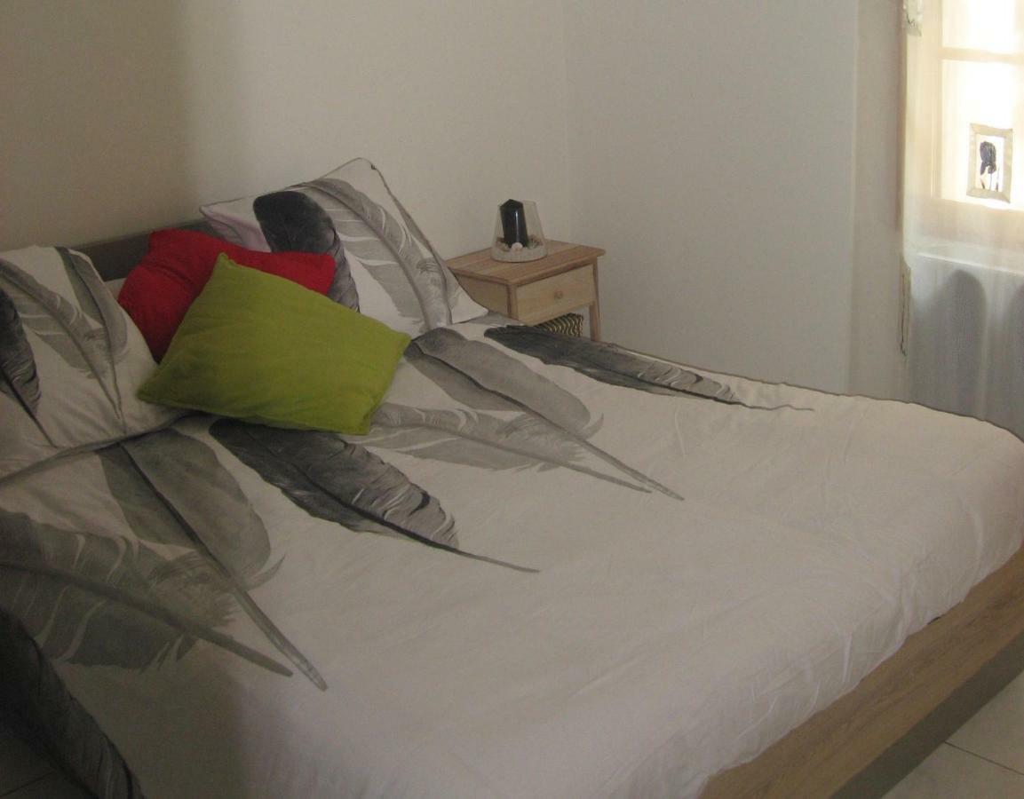 Joli T2 Rdc Ancienne Bergerie Apartment La Seyne-sur-Mer Bagian luar foto
